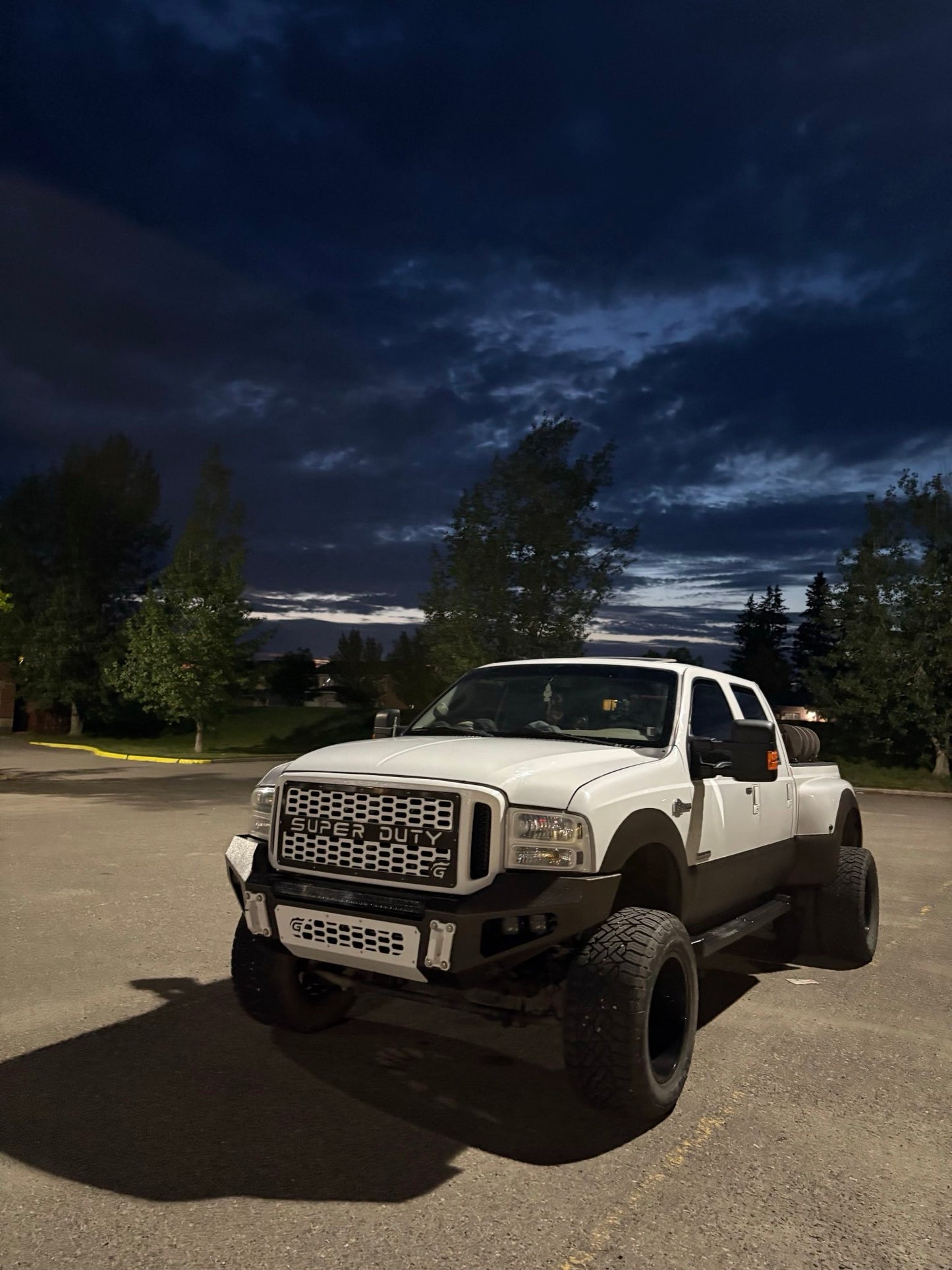 GRIDIRON 2005-2007 Ford F250/F350 Base Front Bumper