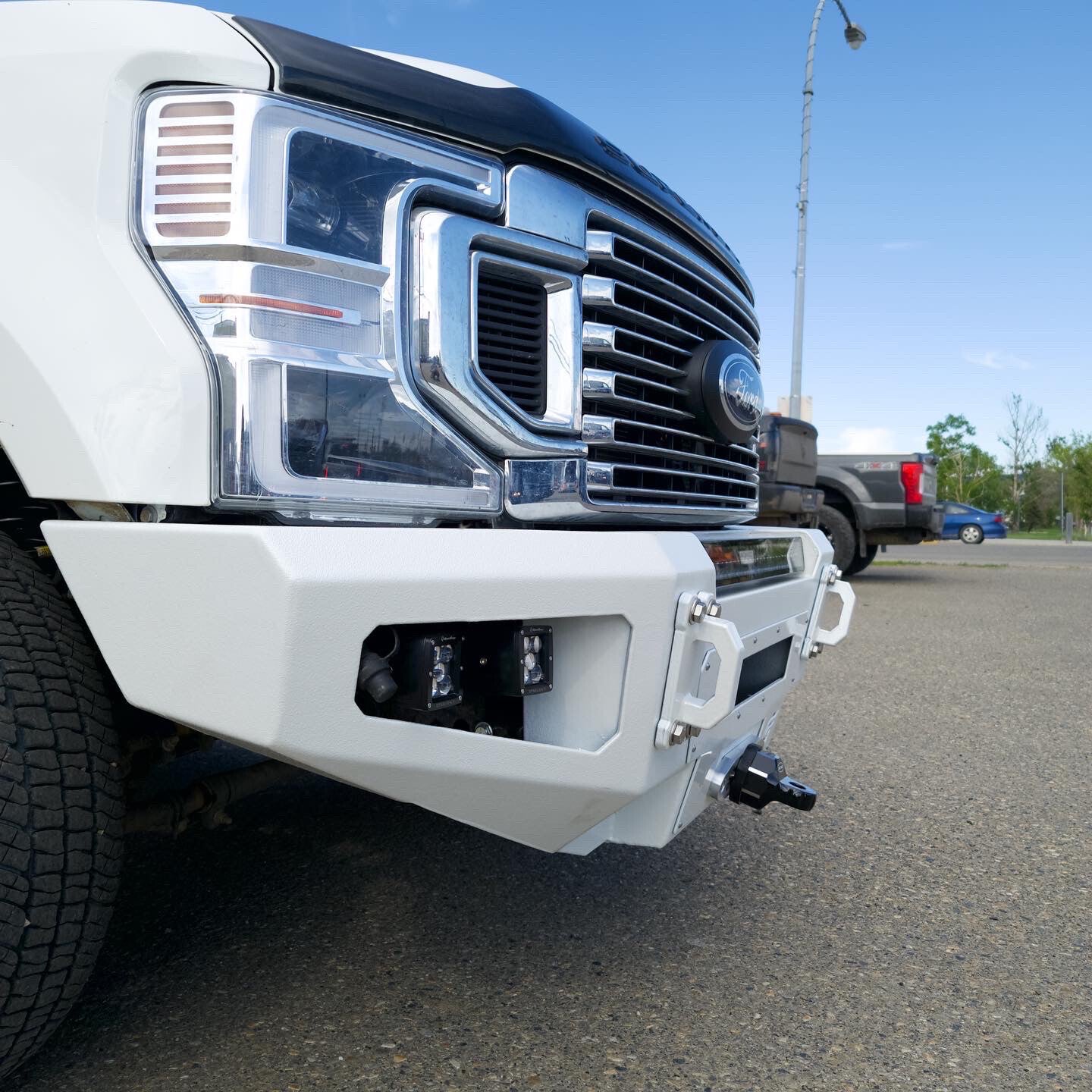 GRIDIRON 2017-2022 Ford F250-F550 Base Winch Front Bumper