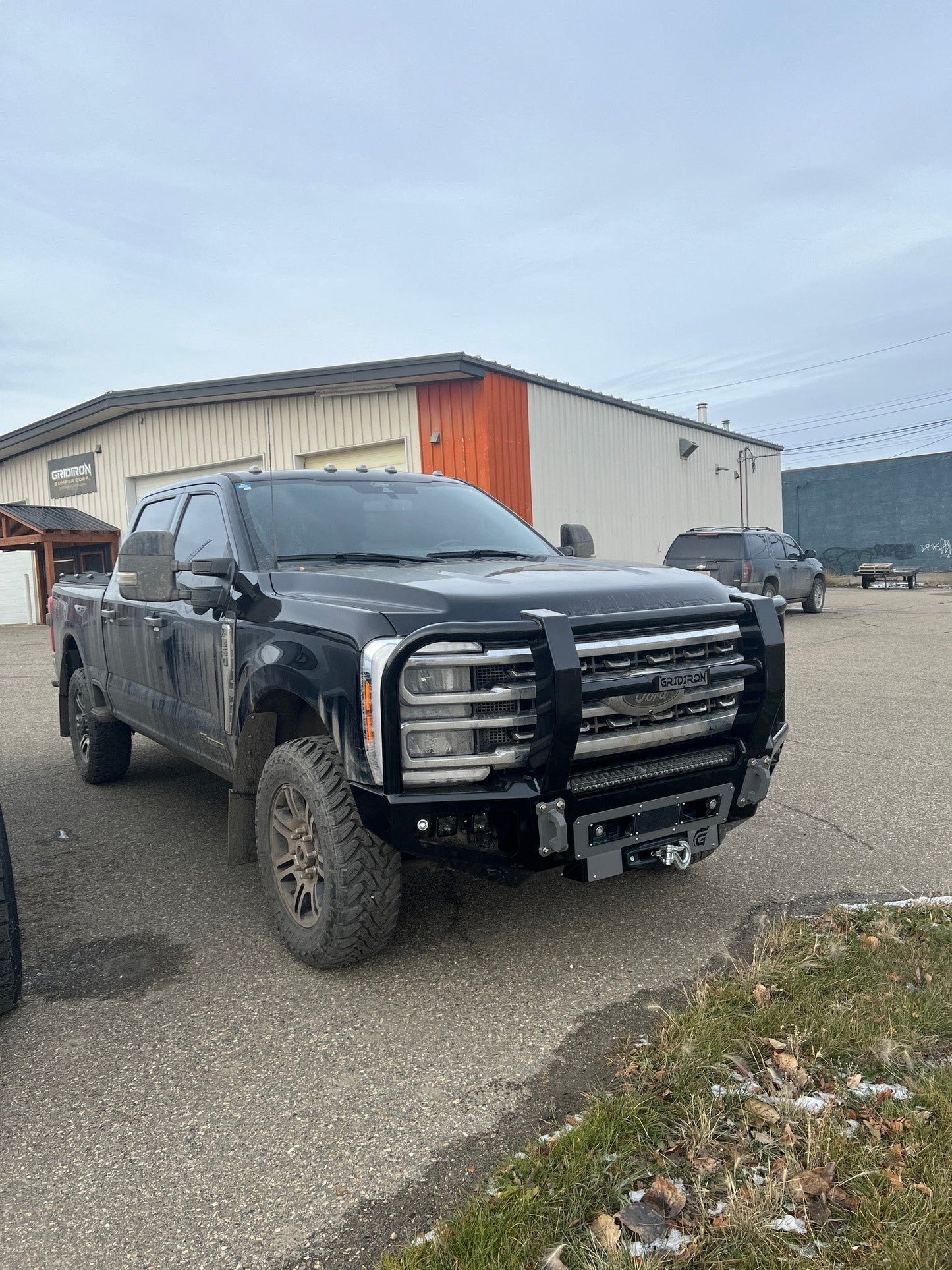 GRIDIRON 2023-2026 Ford F250-F550 Full Tube Winch Front Bumper