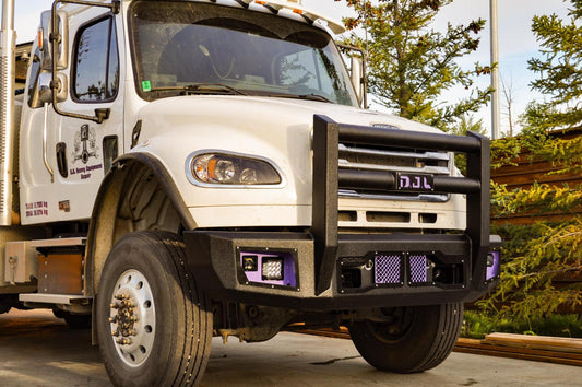 GRIDIRON Freightliner M2 Bull-Bar Front Bumper
