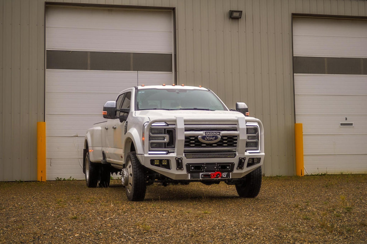 GRIDIRON 2023-2026 Ford F250-F550 Full Tube Winch Front Bumper